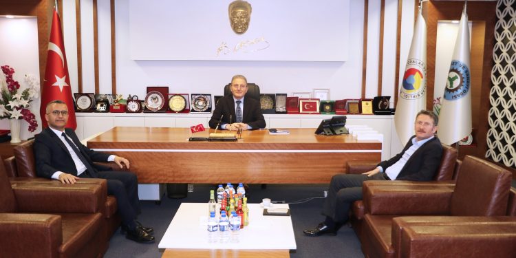 Müdür Cavunt’tan Ziyaret